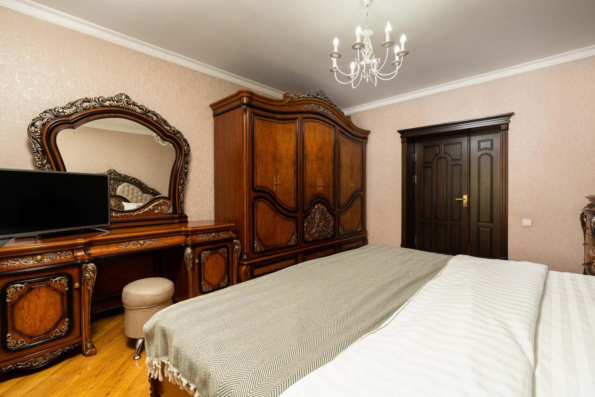 Роскошная Квартира Для Гостей Tașkent Exterior foto